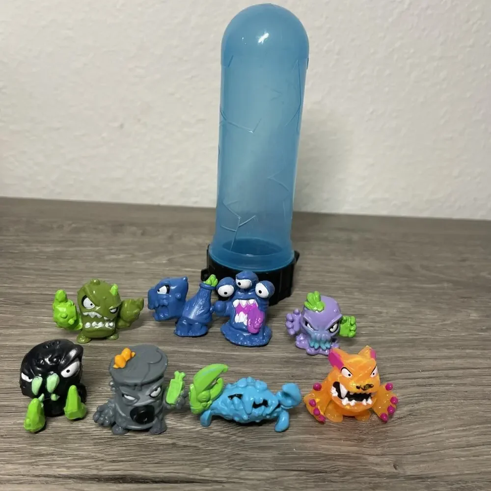 MrBeast Lab Swarms Alpha Series Lot of 8 Figures + Tube (Includes Ultra Rare!)